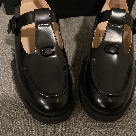 COACH Women's Liv Leather Mary Jane Flats, size 10 - Picture 7 of 11